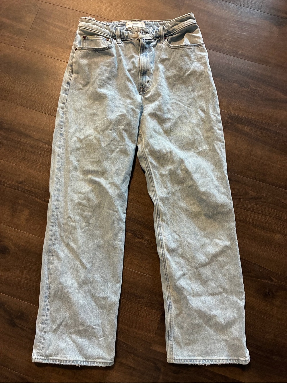 Abercrombie Curve Love 90s Relaxed High Rise Jeans 30/10R
